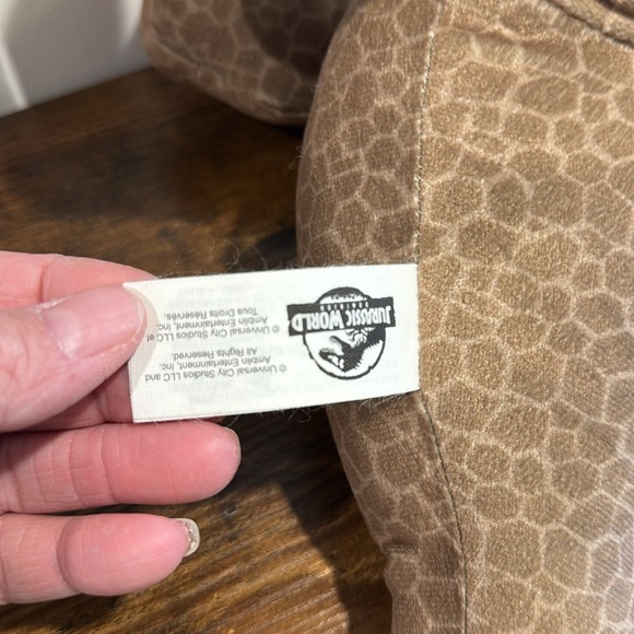 Jurassic World Dominion T-Rex Dinosaur Plush Stuffed Animal 12" - Picture 4 of 4